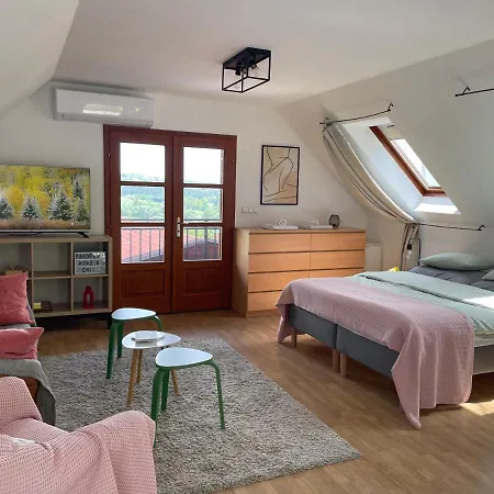 Panorama Wine & Chill Heviz